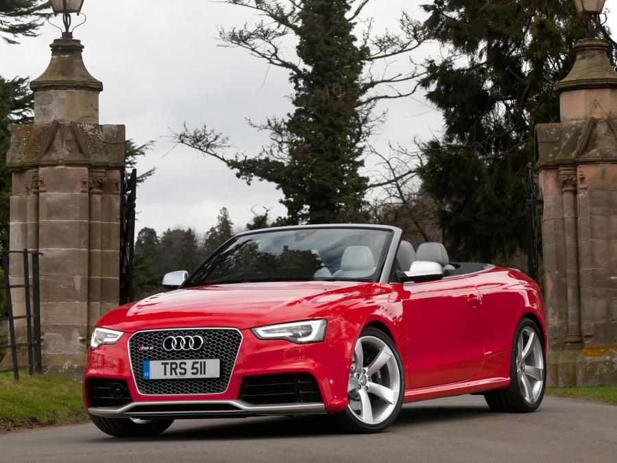  Audi RS5 Cabriolet 2013 года  (UK) (фото 13 из 16)